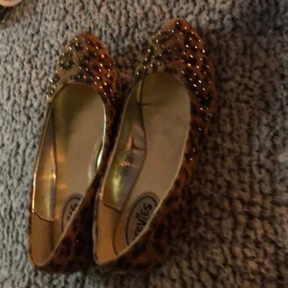 Cheetah print sparkle flats ⭐️🌟⭐️ - Picture 2 of 4